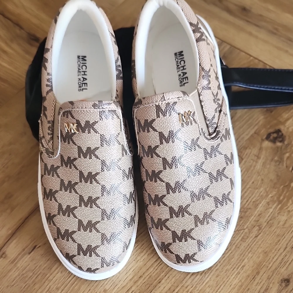 Michael Kors Tan Slip-On Kids Shoes Size 3